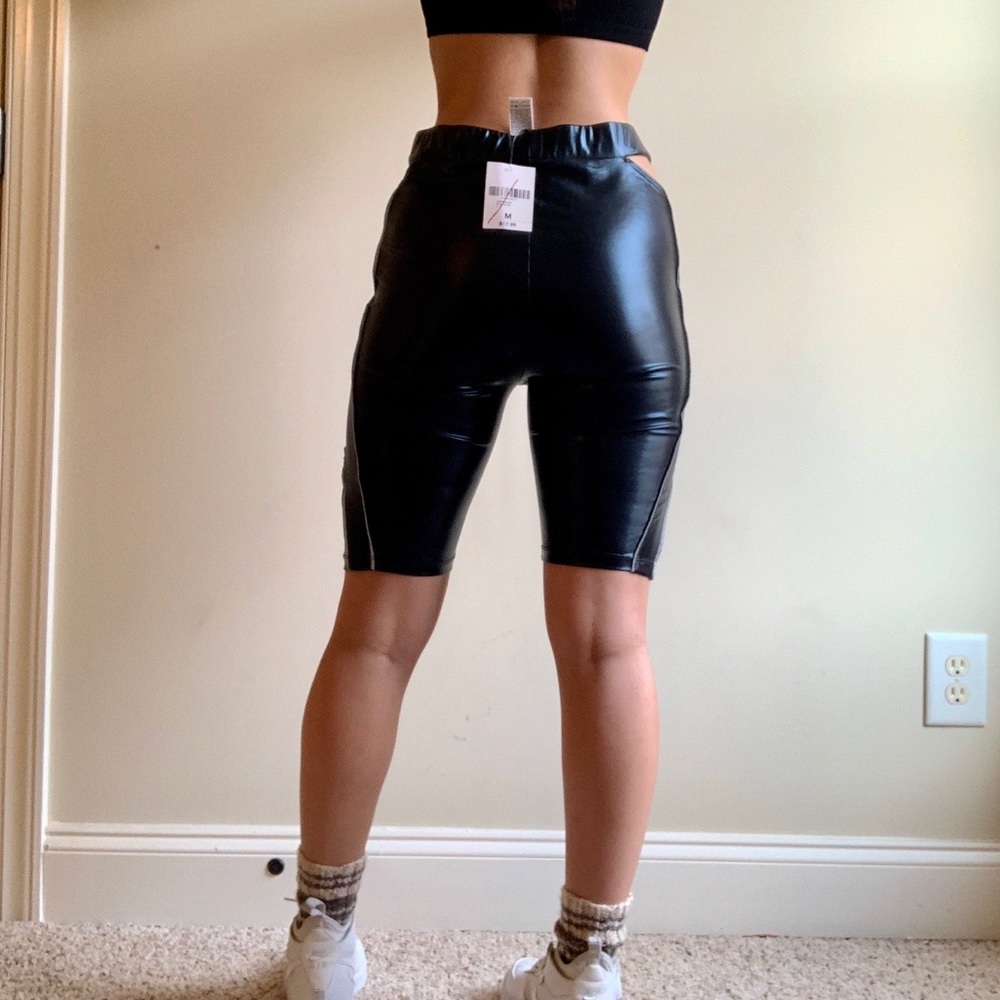 Forever 21 Reflective Bike Short - Picture 3 of 5